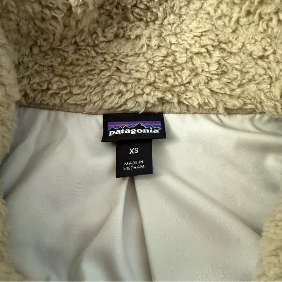 Patagonia Los Gatos Sherpa Vest - Picture 5 of 6